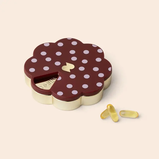 Twist+Stack in Burgundy Polka Dot, open